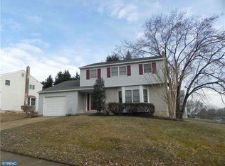 1001 Lawndale Rd, Wilmington, DE 19810