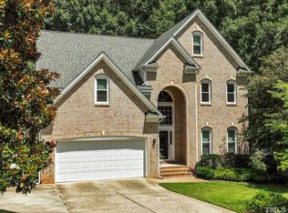 308 Fincastle Dr, Cary, NC 27513