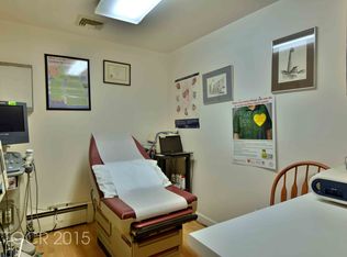 357 W Saddle River Rd, Upper Saddle River, NJ 07458