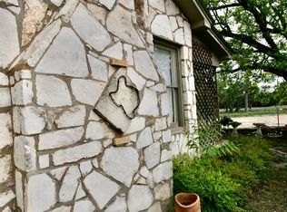 250 Cornehl Rd, Harper, TX 78631