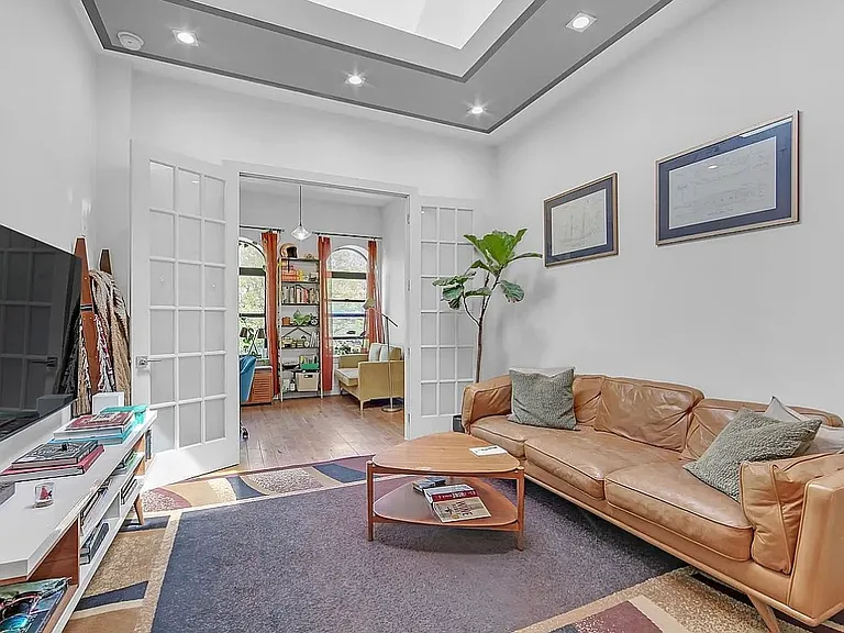 358 Central Ave #3R — Photo 1