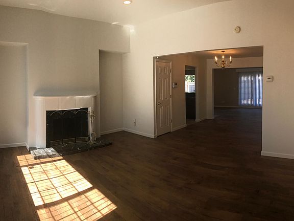 5th image of 1113 Henderson Ave