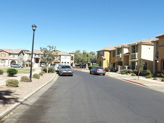 5th image of 1909 N 77th Ave