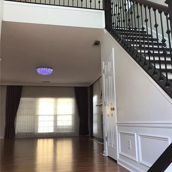 6135 Pattingham Dr — Photo 7