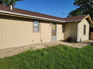 802 N Mulberry St, Eureka, KS 67045