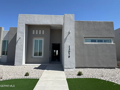 13079 Emerald Hills Ave Photo 1