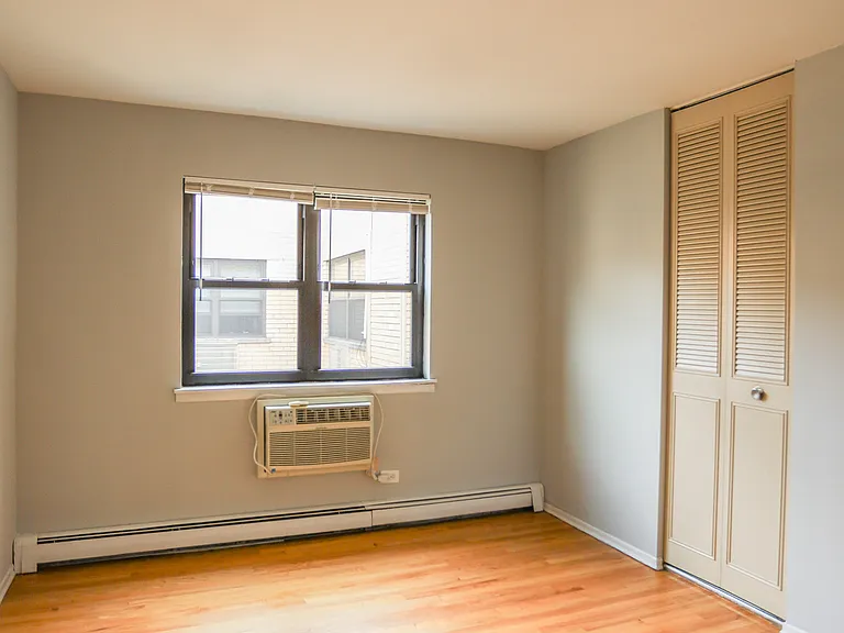 2828 N Cambridge Ave #527 — Photo 8