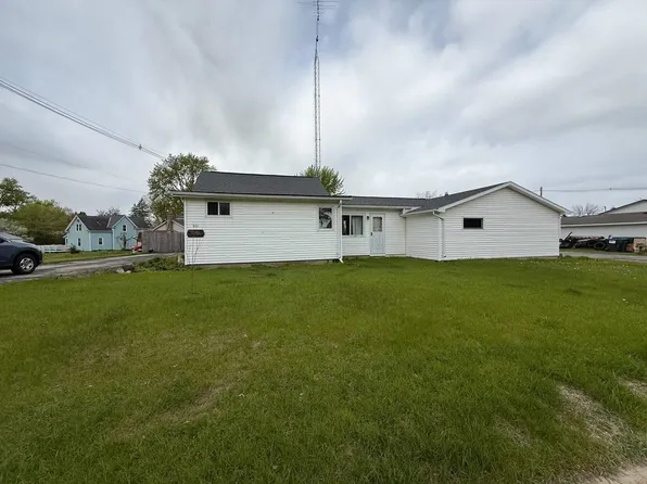 471 N Fulton St, Princeton, WI 54968