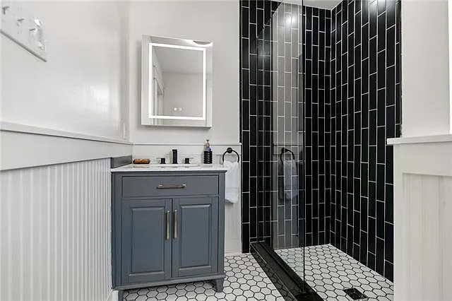 5535 Willow St — Photo 14