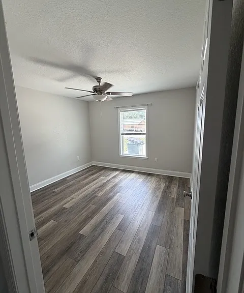 813 Redding St — Photo 6