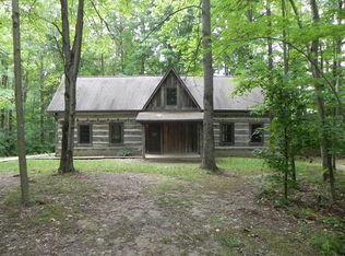 8029 N Dog Trot Ln, Morgantown, IN 46160