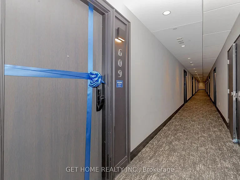 480 Gordon Krantz Ave #609 — Photo 7