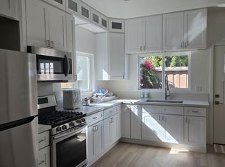 4485A California Ave #A, Long Beach, CA 90807