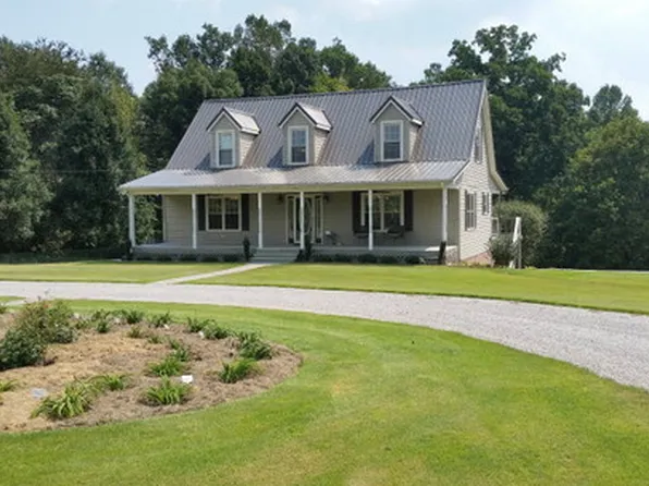 836 Step Rock Hill Rd, Cookeville, TN 38501