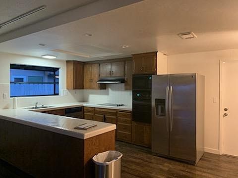 1st image of 643 Windsor Cir