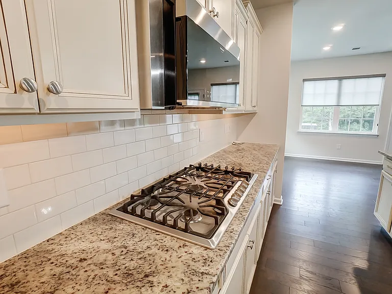 2337 Abundance Ln — Photo 5