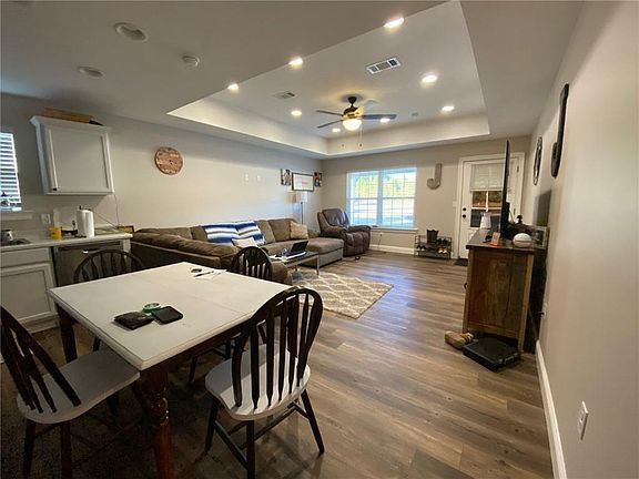 4th image of 8056 Acela Ln