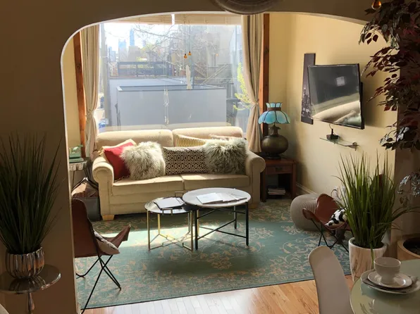 1010 N Wood St, Chicago, IL 60622