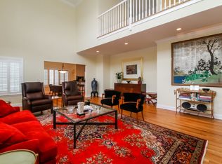 8 Devon Ct, Middlebury, CT 06762