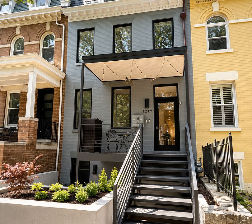 1st image of 1219 Park Rd NW Unit 3