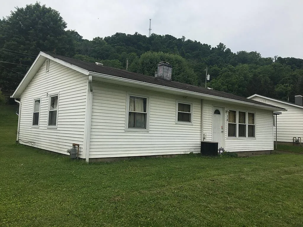 18 Gaewood Ave photo 1