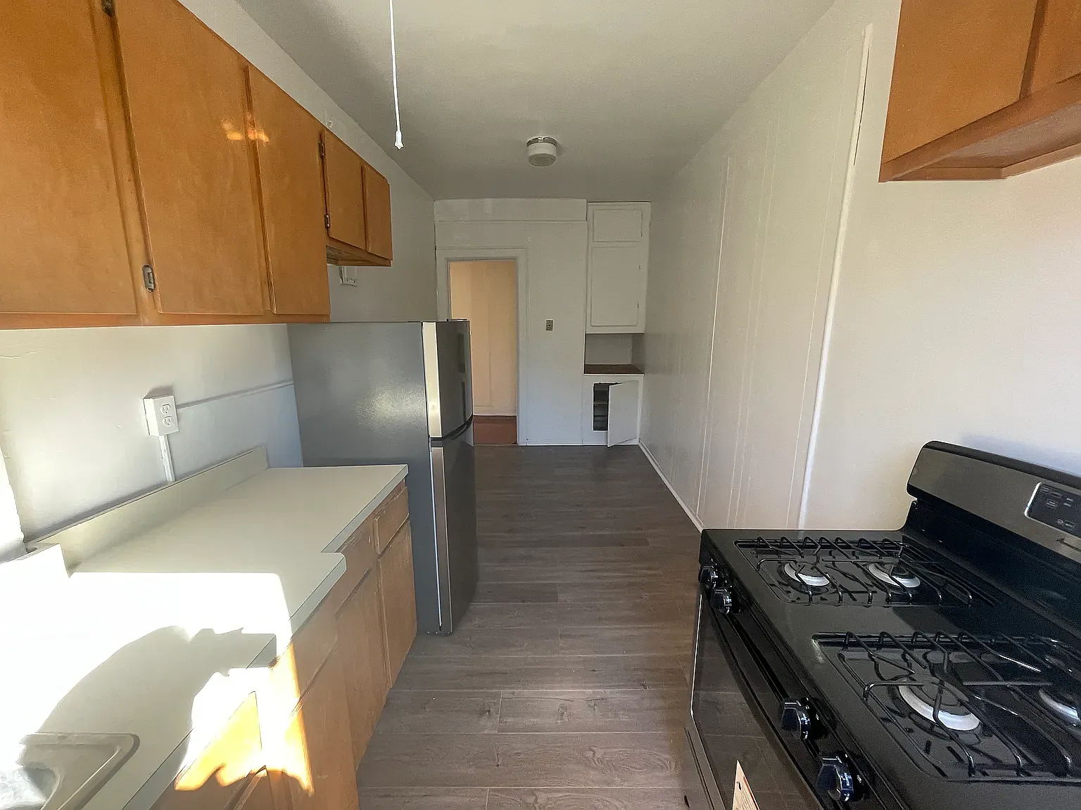 191 East 17th Street — Photo 2