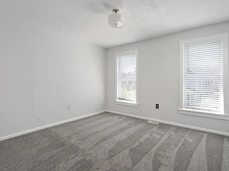 800 Hamlet St — Photo 12