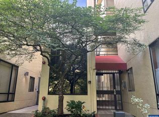 656 Wimbledon Ct, Eugene, OR 97401