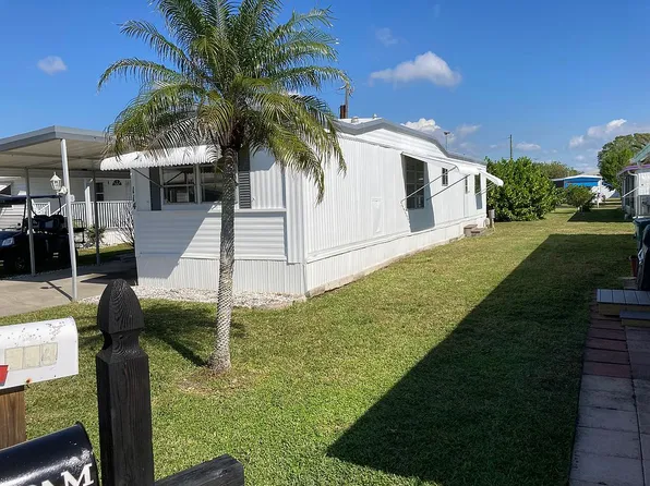 114 Rose Ln, Naples, FL 34114