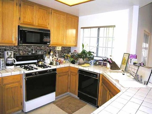 3rd image of 15124 Plummer St Unit 113