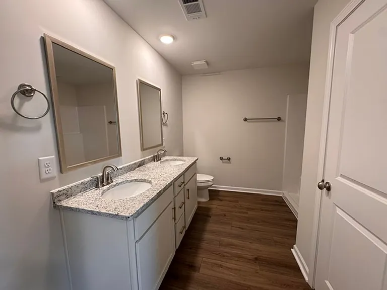 47 Coolidge Dr — Photo 9
