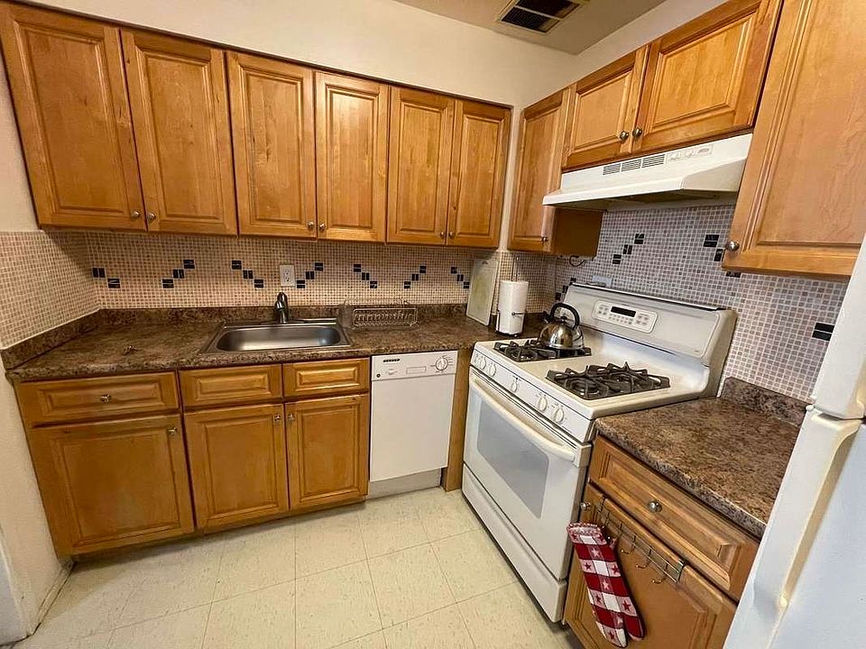 1st image of 21-18 33rd Ave #1L