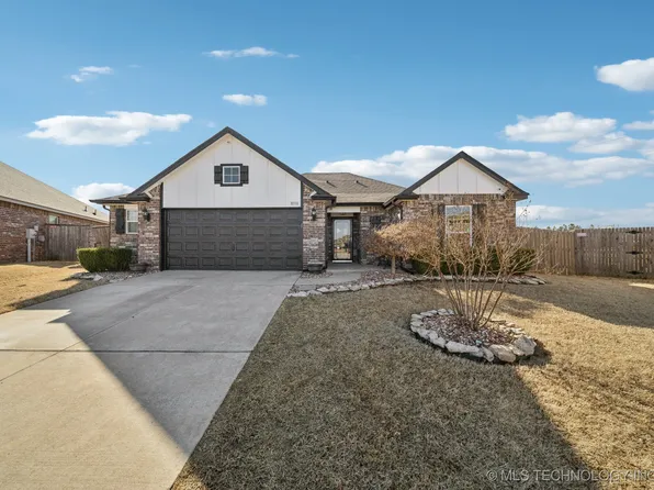 10518 S Olmsted St, Jenks, OK 74037
