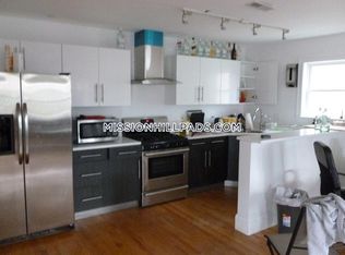 17 Wensley St #2T, Boston, MA 02120