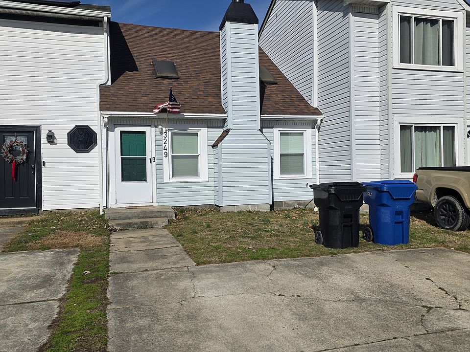 1st image of 3249 Creekside Dr #1