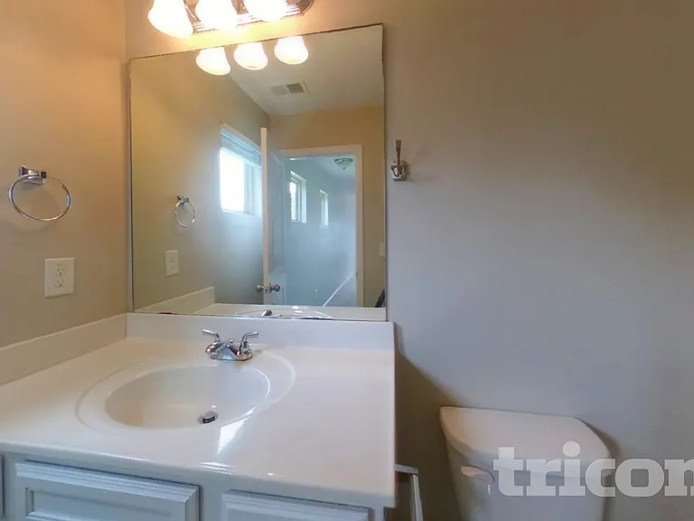 4118 Lindbergh Way — Photo 8