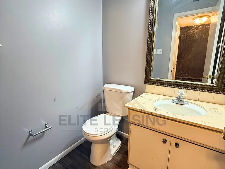 3312 SW 7th St — Photo 8