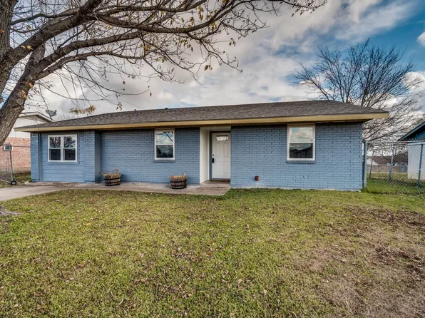 416 Yellow Jacket Dr, Ferris, TX 75125