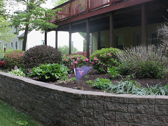 4th image of 158 Acorn Ln