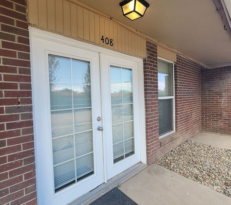 1st image of 408 Sunny Ln