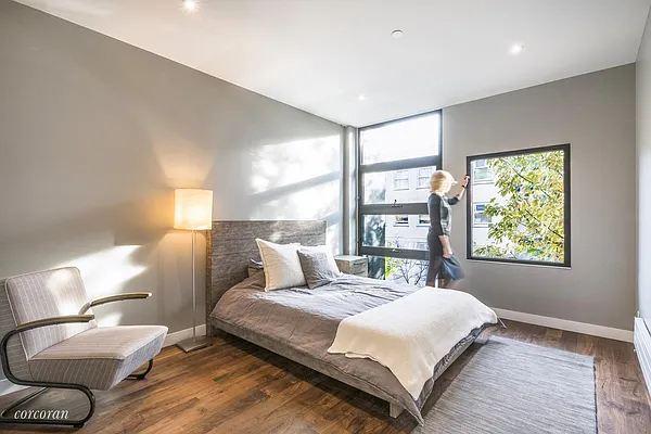 Sold by Corcoran | media 21