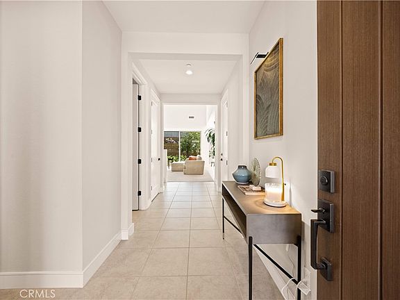 4th image of 60 Rotunda