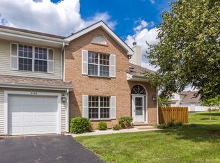 4442 Brookhaven Rd, Gurnee, IL 60031