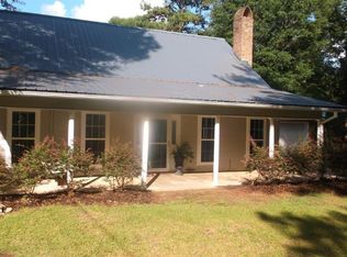 3163 McComb Holmesville Rd, McComb, MS 39648