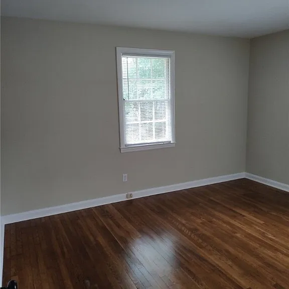 132 Andover Dr — Photo 7