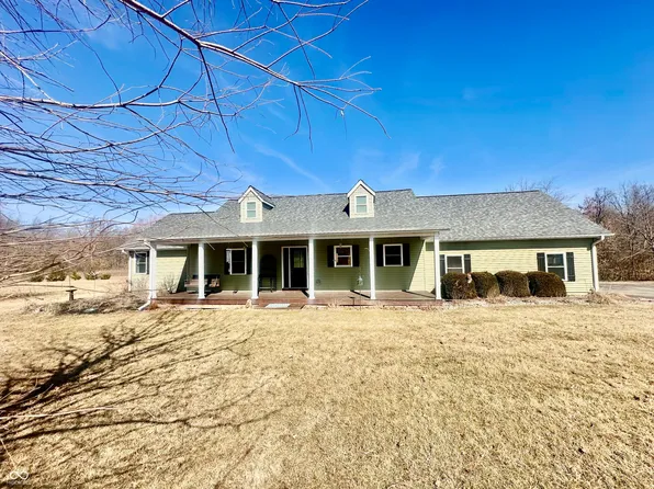 202 Janeway Dr, Veedersburg, IN 47987