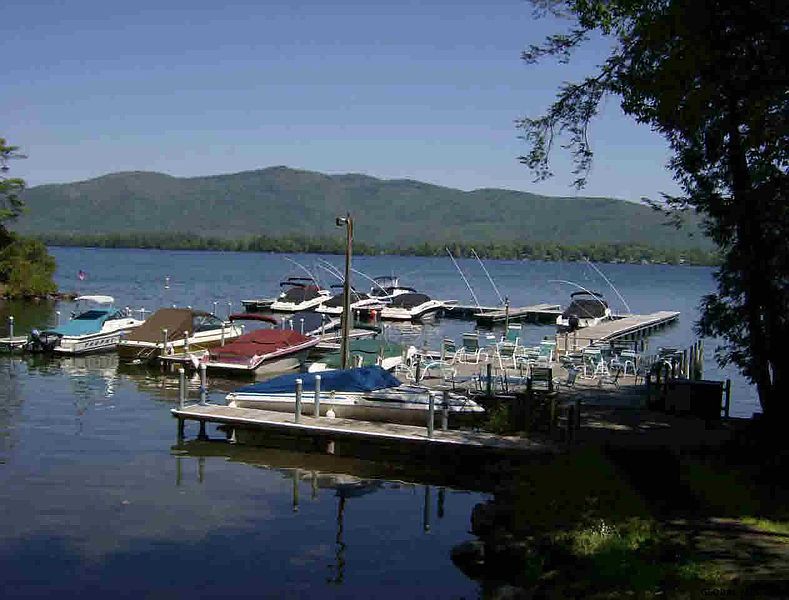 2nd image of 3562 Lakeshore Dr Cannon