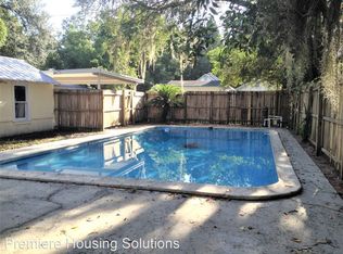 5046 5th St, Zephyrhills, FL 33542