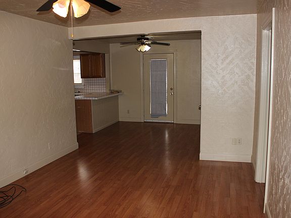3rd image of 1711 NW Maple Ave