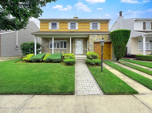 274 Park St, Staten Island, NY 10306